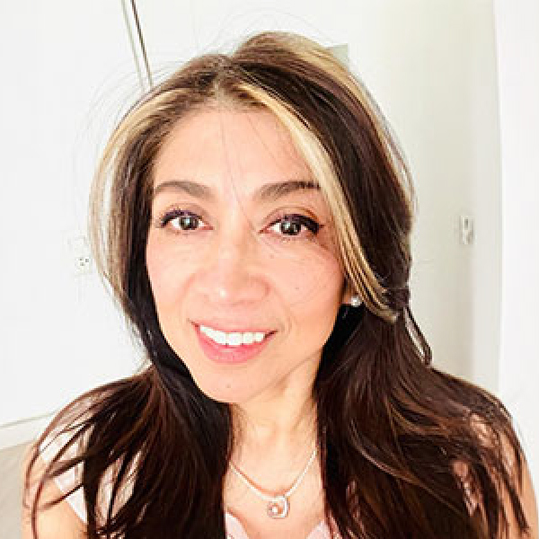 Dra. Myrna Hernández Gutiérrez